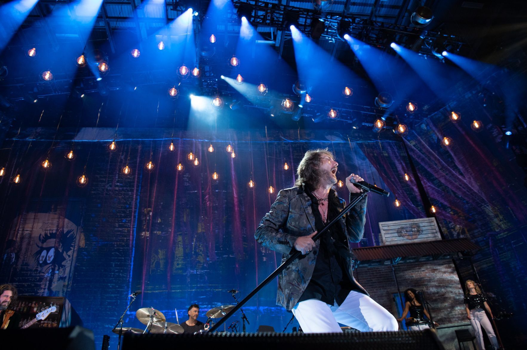The Black Crowes at Hollywood Casino Amphitheatre